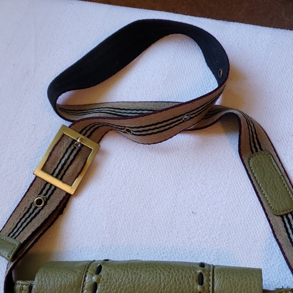 Womens vegan crossbody - Picture 8 of 8